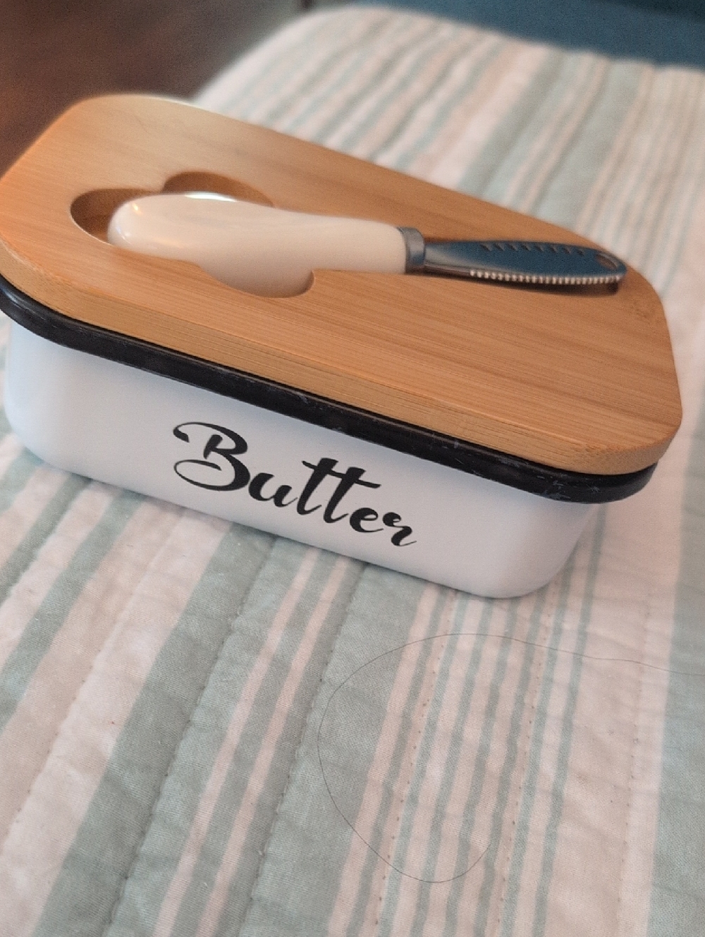 White Butter Dish with Bamboo Lid and Spreader
